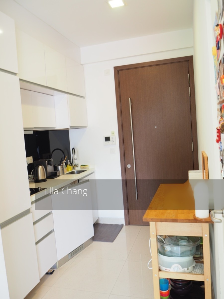 Centra Suites (D14), Apartment #121177212